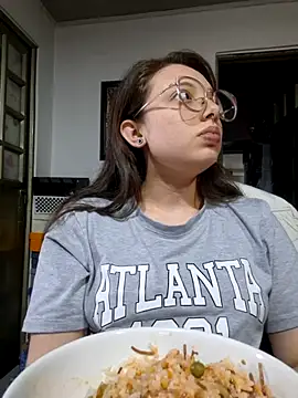 Snapshot of linda-schmidt chatting on 12-04-25, 09:23 linda-schmidt online show from 12-04-25, 09:23