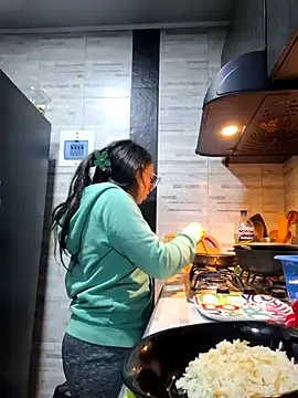 Snapshot of linda-schmidt chatting on 02-06-26, 08:12 linda-schmidt online show from 02-06-26, 08:12