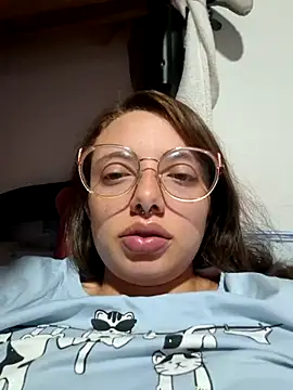 Snapshot of linda-schmidt chatting on 02-08-26, 02:15 linda-schmidt online show from 02-08-26, 02:15