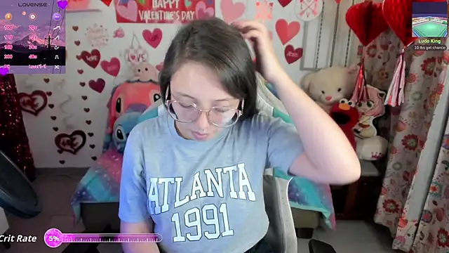 Snapshot of linda-schmidt chatting on 02-20-26, 01:46 linda-schmidt online show from 02-20-26, 01:46