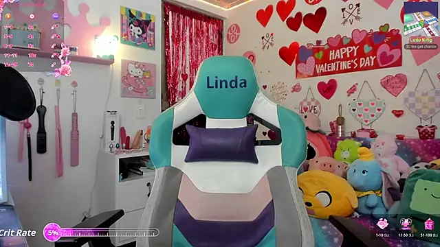 Snapshot of linda-schmidt chatting on 02-25-26, 12:53 linda-schmidt online show from 02-25-26, 12:53