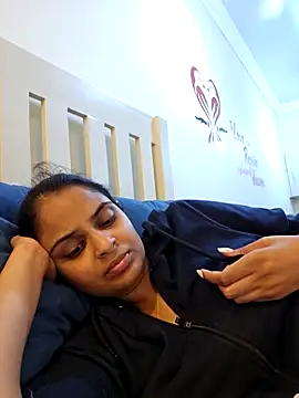 Snapshot of DirtySnowball69 chatting on 02-19-25, 06:00 DirtySnowball69 online show from 02-19-25, 06:00