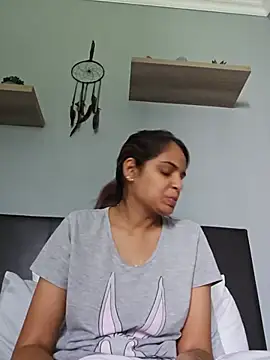 DirtySnowball69 online show from 05-11-26, 07:36