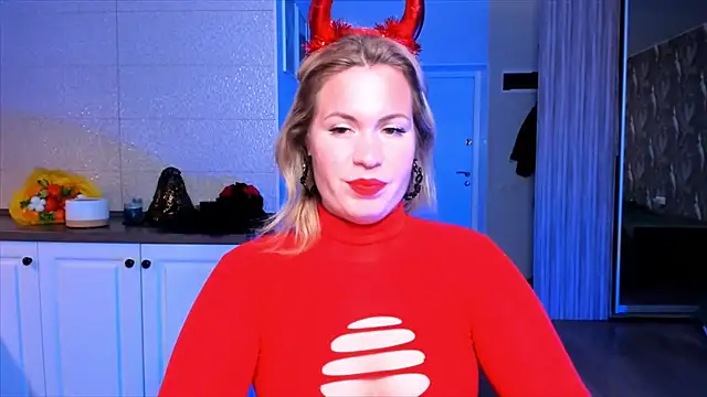 HotTiffani online show from 11-01-25, 08:16