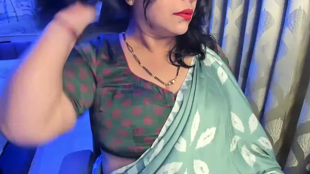 Snapshot of tarivishu23 chatting on 05-22-26, 01:35 tarivishu23 online show from 05-22-26, 01:35