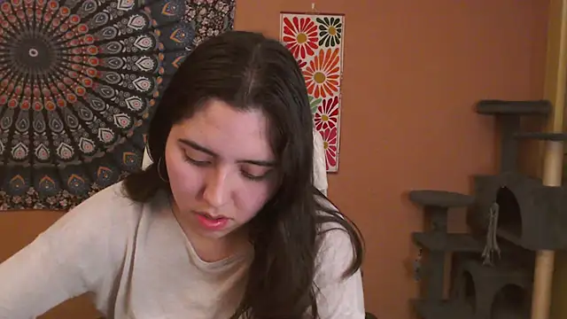 Snapshot of IntimateTales chatting on 01-09-25, 09:58 IntimateTales online show from 01-09-25, 09:58