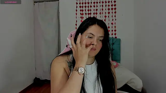 Snapshot of Anal_Milky_Momma chatting on 02-17-25, 12:59 Anal Milky Momma online show from 02-17-25, 12:59