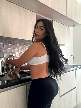 emma andrew1 online show from 11-23-25, 07:57