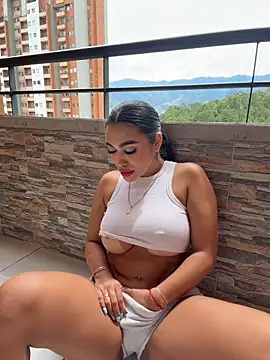 emma andrew1 online show from 04-29-26, 06:25