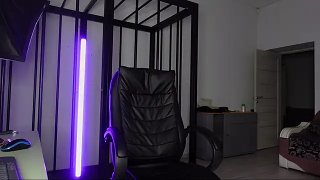 Snapshot of Tommy_Burnz chatting on 03-04-25, 02:38 Tommy Burnz online show from 03-04-25, 02:38