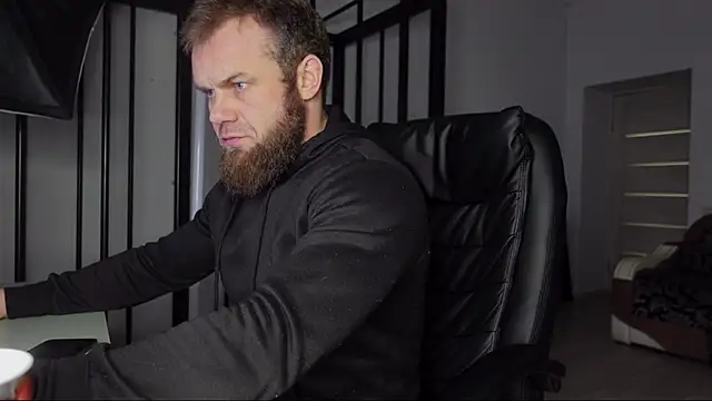 Snapshot of Tommy_Burnz chatting on 03-05-25, 04:13 Tommy Burnz online show from 03-05-25, 04:13