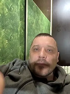 Snapshot of DanielOhCool chatting on 02-26-25, 06:32 DanielOhCool online show from 02-26-25, 06:32