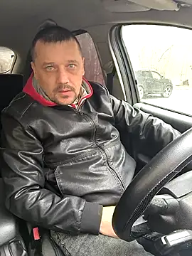 Snapshot of DanielOhCool chatting on 03-04-25, 09:29 DanielOhCool online show from 03-04-25, 09:29