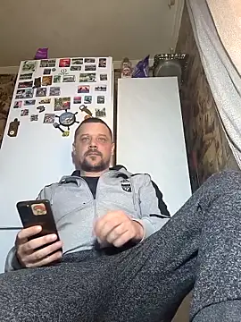 DanielOhCool online show from 03-21-26, 05:56