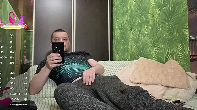 DanielOhCool online show from 04-01-26, 06:36