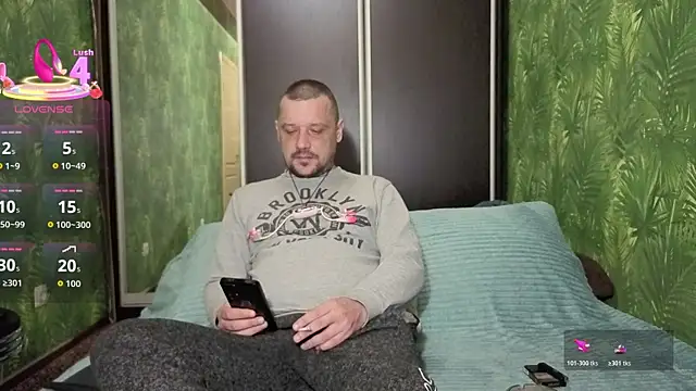DanielOhCool online show from 05-18-26, 07:14