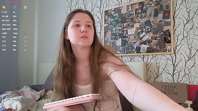 Snapshot of Elizavetta_Miller chatting on 06-14-26, 03:14 Elizavetta Miller online show from 06-14-26, 03:14