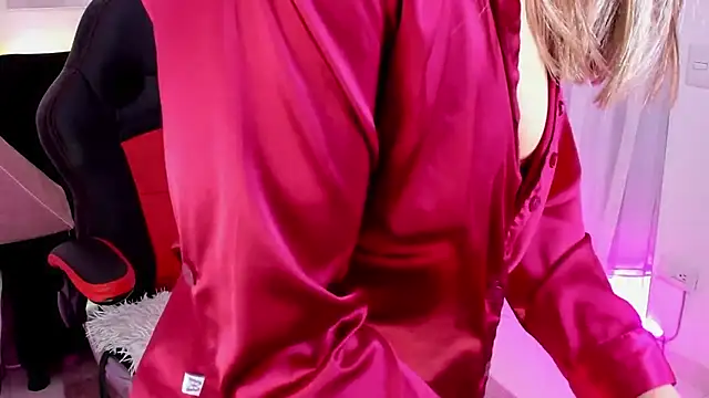 Snapshot of Gaby_Sexy_ chatting on 02-25-25, 04:53 Gaby Sexy  online show from 02-25-25, 04:53