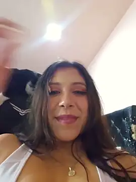Snapshot of DORYY chatting on 05-27-26, 01:57 DORYY online show from 05-27-26, 01:57