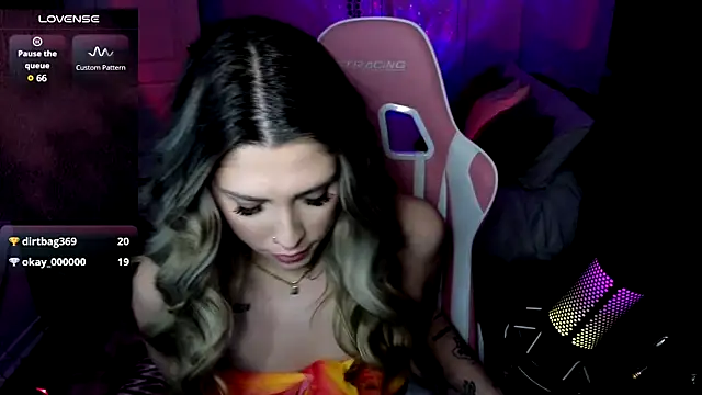 queenxlexy online show from 01-14-25, 09:41