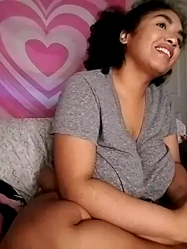 TasteeKitty online show from 02-04-25, 01:34