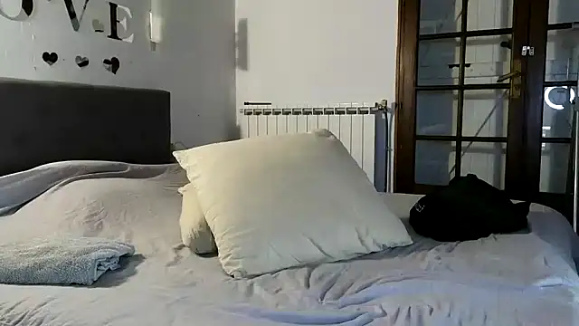 MissLilooo online show from 11-20-25, 03:12