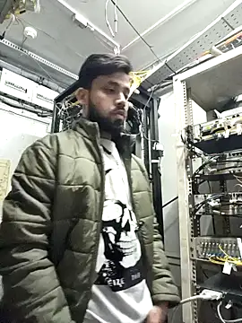 Snapshot of rocky301m chatting on 12-17-25, 08:15 rocky301m online show from 12-17-25, 08:15