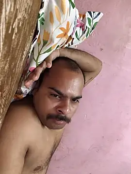 Snapshot of Vickyrajput009 chatting on 01-13-26, 11:48 Vickyrajput009 online show from 01-13-26, 11:48