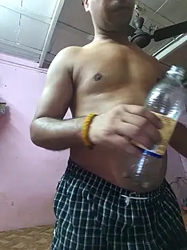 Snapshot of Vickyrajput009 chatting on 02-16-26, 07:15 Vickyrajput009 online show from 02-16-26, 07:15