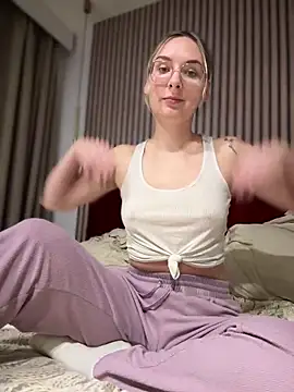 The Snowwhitee online show from 01-04-25, 04:00