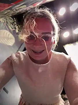 The Snowwhitee online show from 01-10-25, 10:46