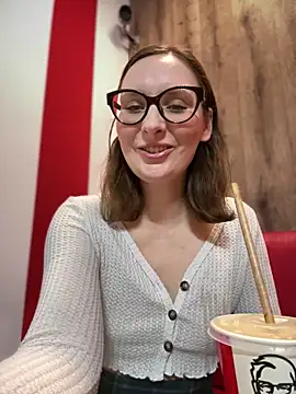 The Snowwhitee online show from 02-11-26, 07:19