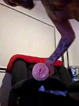 Snapshot of PhoenixDesire@xh chatting on 12-30-24, 02:30 PhoenixDesirexh online show from 12-30-24, 02:30