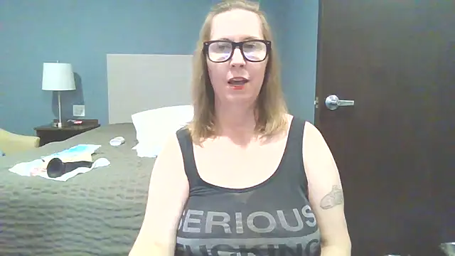 Snapshot of SweetandNaughty1 chatting on 09-15-25, 03:39 SweetandNaughty1 online show from 09-15-25, 03:39