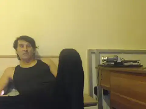 yvesstorm1 online show from 01-26-25, 06:37