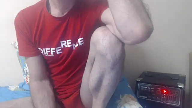 Snapshot of yvesstorm1 chatting on 05-12-26, 06:05 yvesstorm1 online show from 05-12-26, 06:05