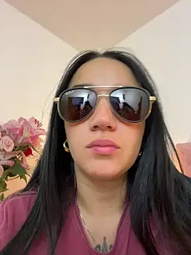 Snapshot of EmmyEvans1 chatting on 02-22-25, 10:52 EmmyEvans1 online show from 02-22-25, 10:52