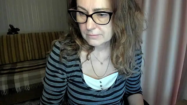 lauraoven online show from 01-17-26, 08:41