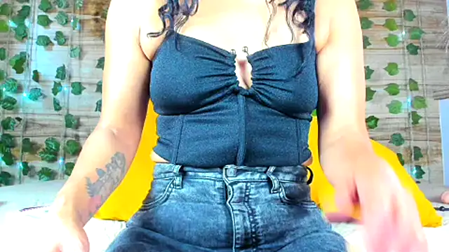alyssia ocean online show from 02-15-25, 12:22