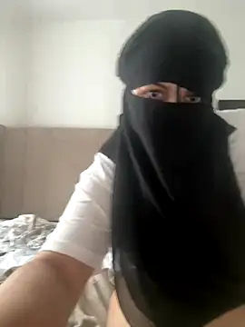 Snapshot of Marocainegroscul chatting on 09-20-25, 03:13 Marocainegroscul online show from 09-20-25, 03:13