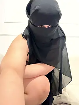 Snapshot of Marocainegroscul chatting on 01-11-26, 04:56 Marocainegroscul online show from 01-11-26, 04:56