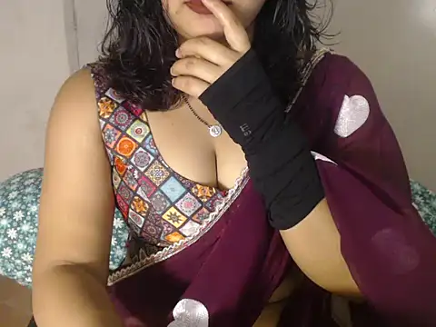 Open Heart Lennon online show from 12-04-25, 04:33