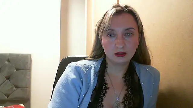 SusanCurt online show from 11-10-25, 08:19