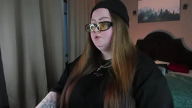 Snapshot of EMMA__CONNOR chatting on 01-23-25, 07:11 EMMA CONNOR online show from 01-23-25, 07:11