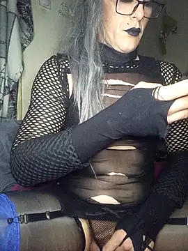 DiamondDrillBit online show from 01-18-26, 06:01