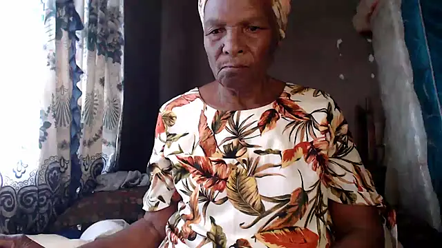 Snapshot of NaughtyGranny chatting on 07-10-26, 10:51 NaughtyGranny online show from 07-10-26, 10:51