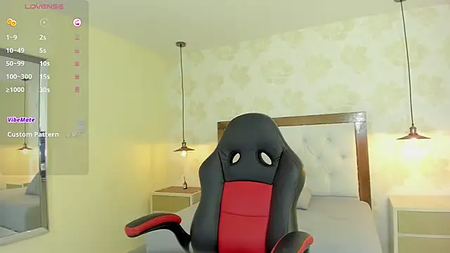 clarisKlein online show from 10-28-25, 03:54