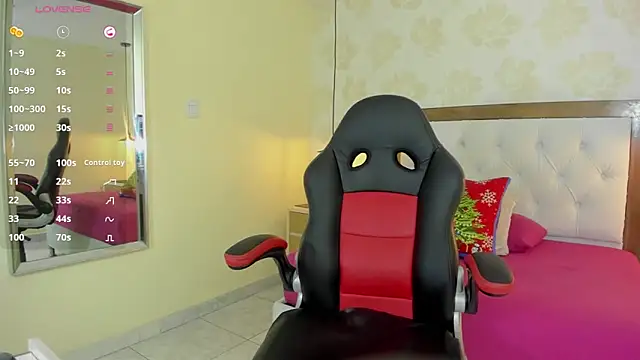 clarisKlein online show from 12-20-25, 04:08