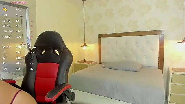 clarisKlein online show from 02-13-26, 04:19