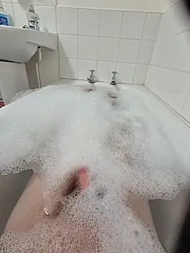 Snapshot of Deebo2212 chatting on 02-18-26, 12:28 Deebo2212 online show from 02-18-26, 12:28